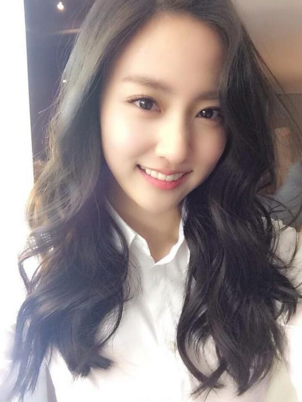 等爱的易微的第一张照片--长春相亲服务中心