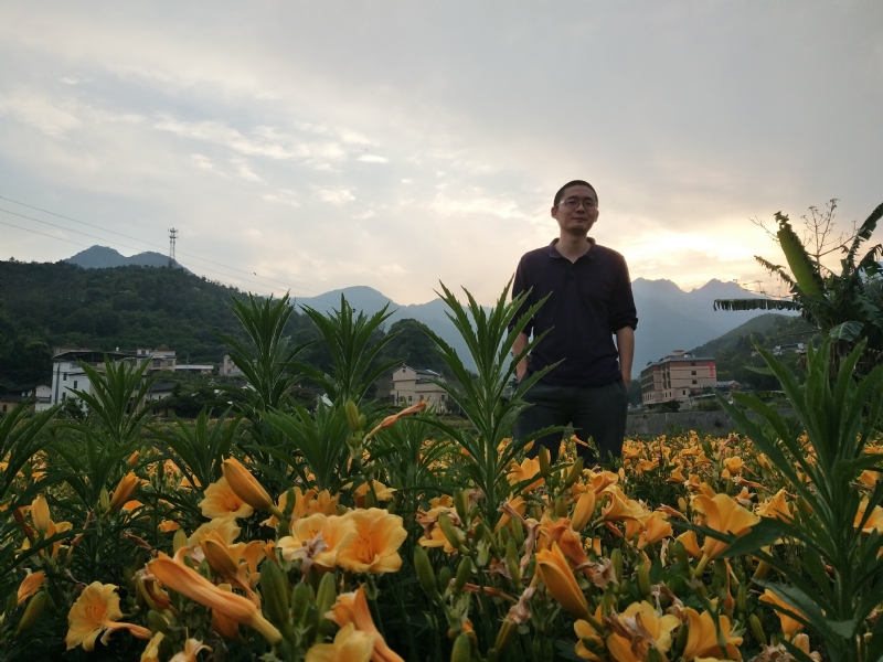 黄晓东的第一张照片--长春相亲服务中心