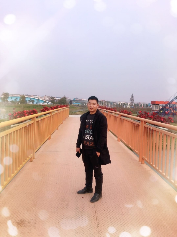清风的第二张照片--长春相亲服务中心
