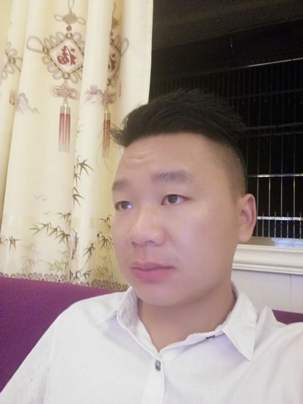 王梓林的第一张照片--长春相亲服务中心