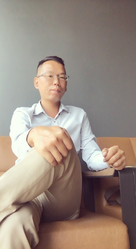 LI的第一张照片--长春相亲服务中心