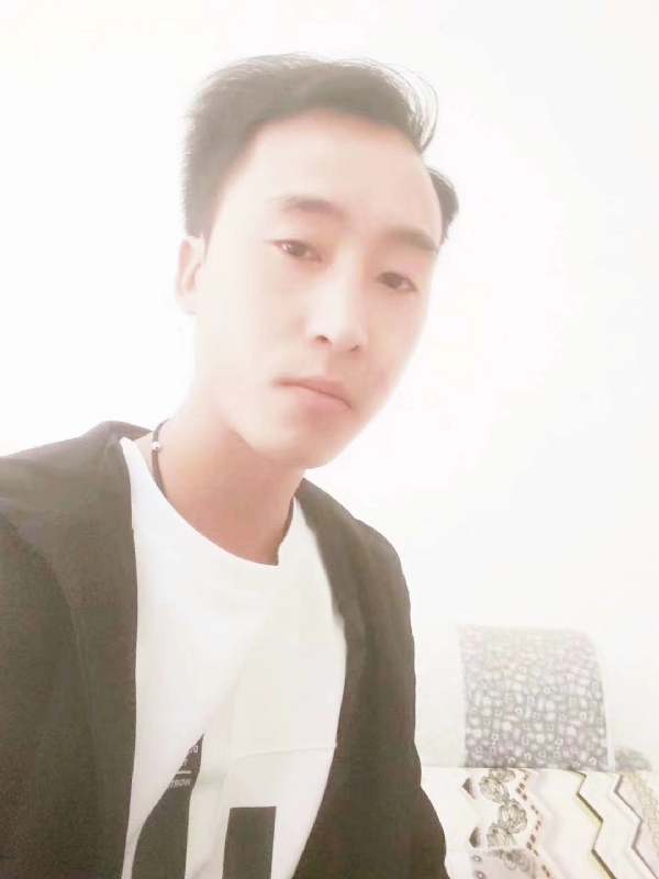 萧艺的第一张照片--长春相亲服务中心