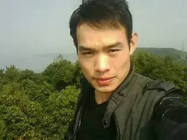 明镜的第一张照片--长春相亲服务中心