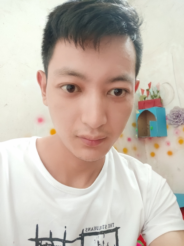 孙裕佳的第二张照片--长春相亲服务中心