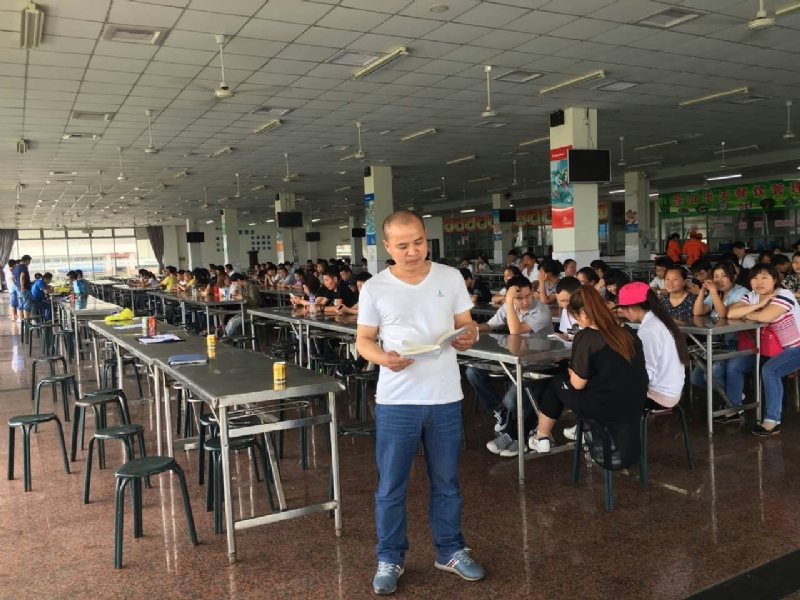 人在旅途的第二张照片--长春相亲服务中心