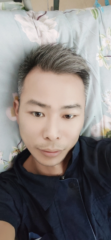 火山口的第一张照片--长春相亲服务中心