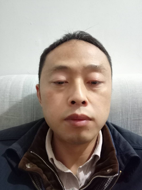 阳光的第一张照片--长春相亲服务中心