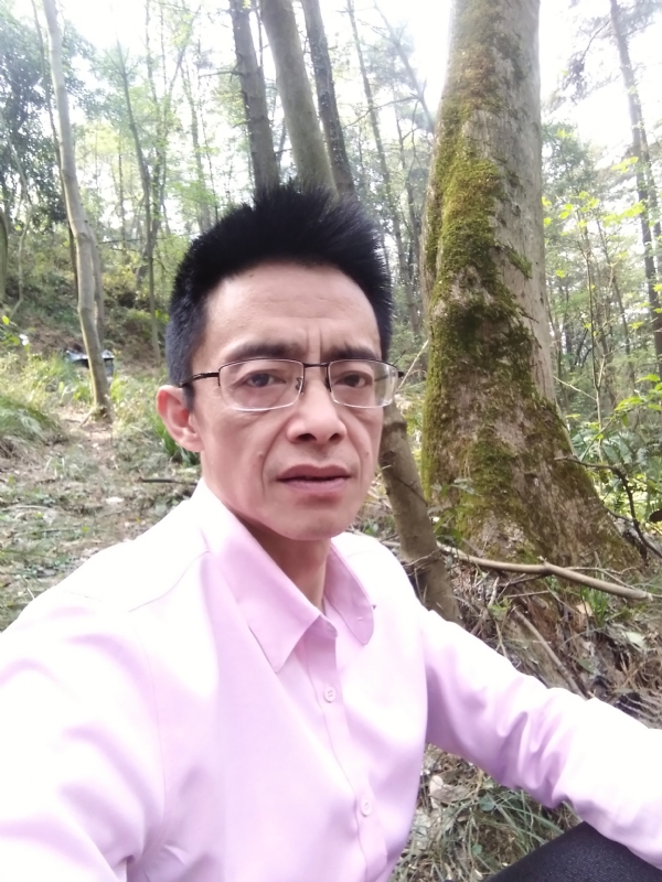 吴彬的第一张照片--长春相亲服务中心