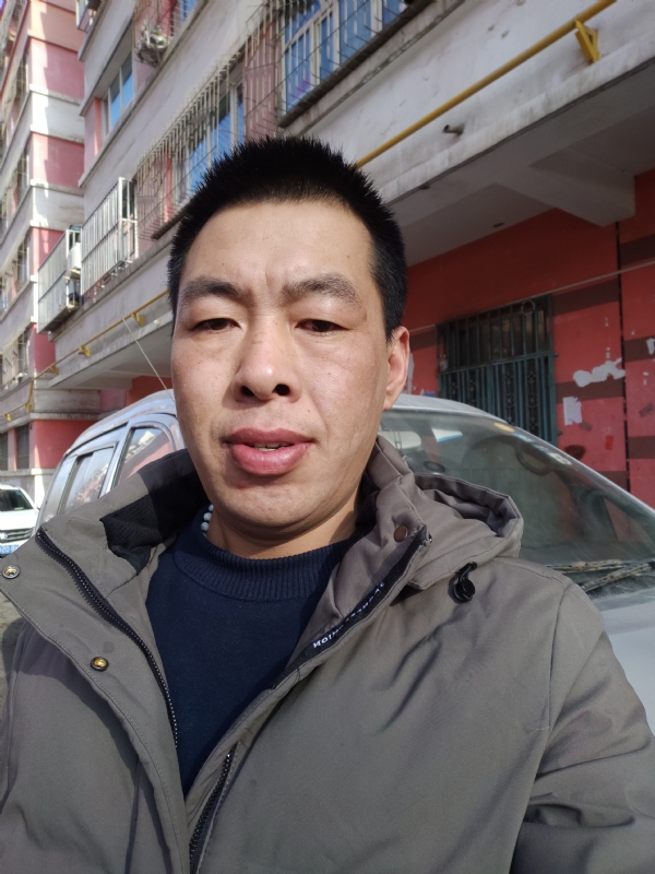 华哥的第一张照片--长春相亲服务中心