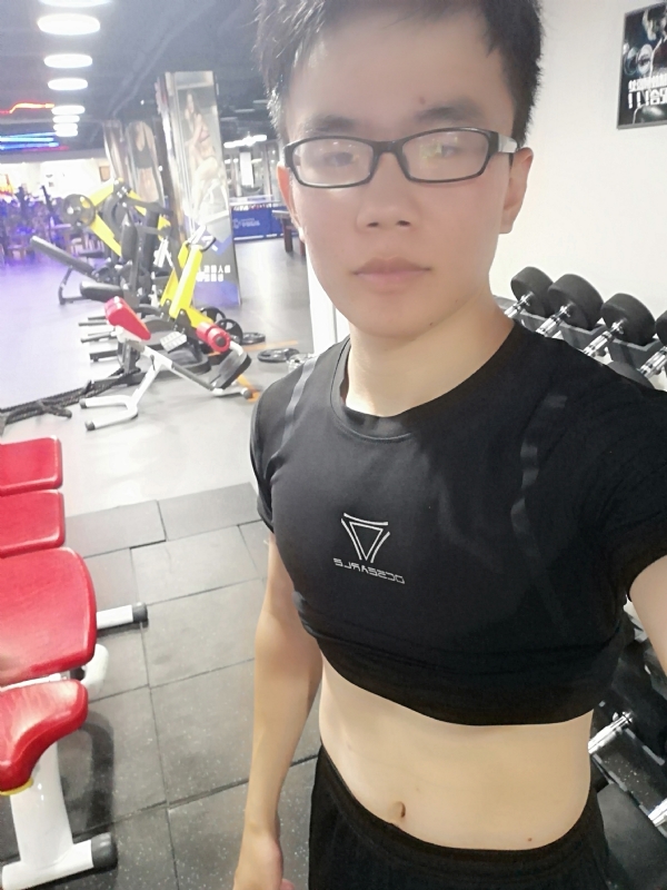 石榴裙下的第一张照片--长春相亲服务中心