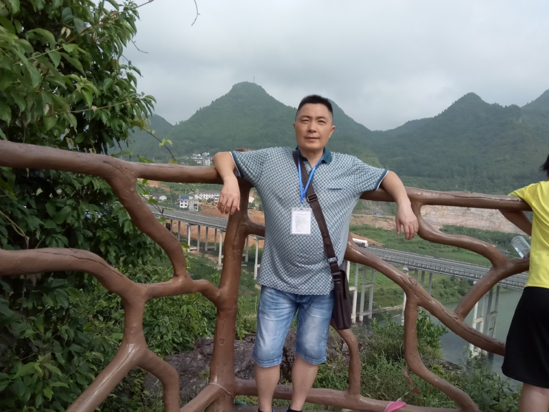 岁月无声的第一张照片--长春相亲服务中心