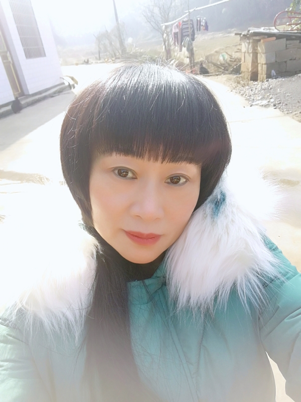 金鱼儿的第一张照片--长春相亲服务中心