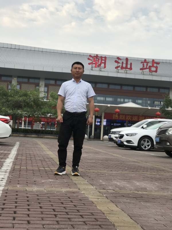 健华的第三张照片--长春相亲服务中心