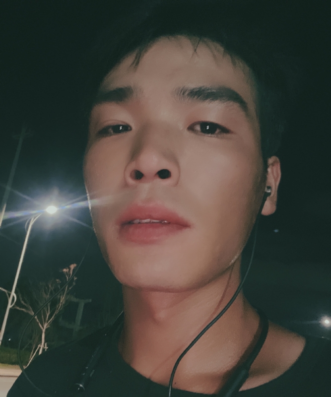 满船清梦压星河的第二张照片--长春相亲服务中心