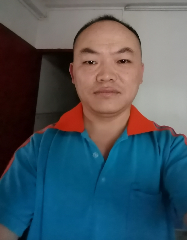 与子携老的第七张照片--长春相亲服务中心
