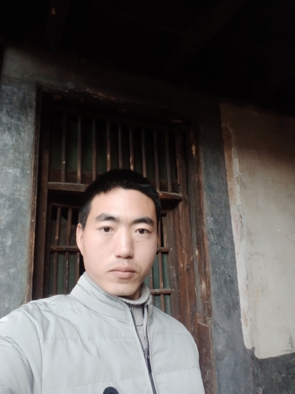 嫁与娶的第一张照片--长春相亲服务中心