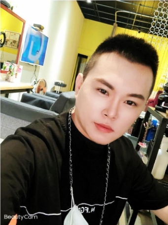 lucky的第一张照片--长春相亲服务中心