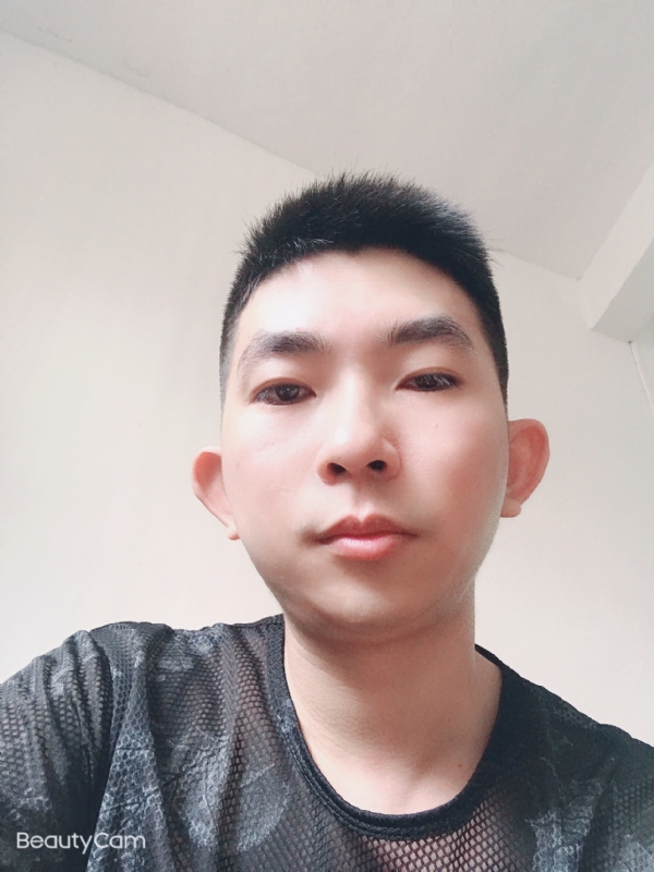 诚恳的第一张照片--长春相亲服务中心
