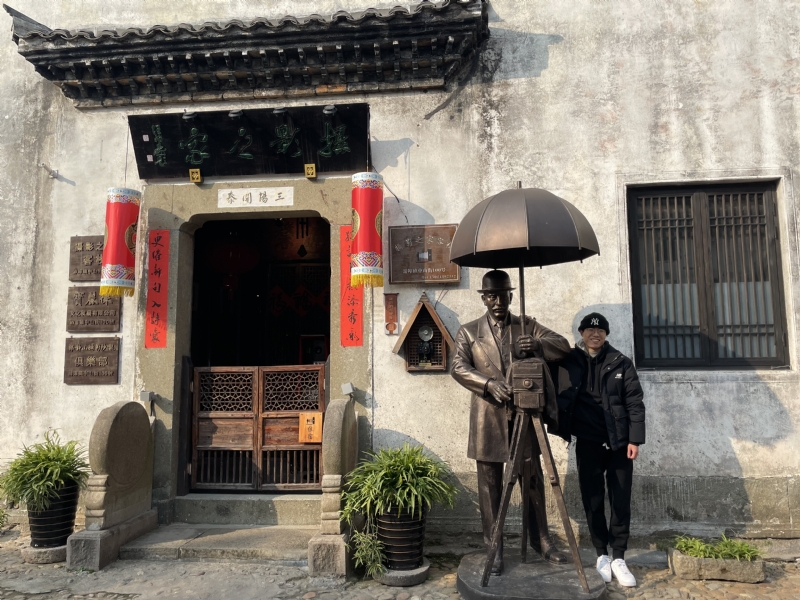 喝可乐的猫的第一张照片--长春相亲服务中心