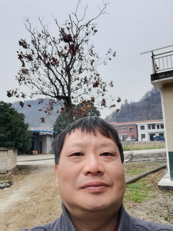 苏众青春冲浪的第一张照片--长春相亲服务中心