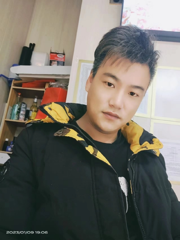 孤酒枕愁眼眠的第二张照片--长春相亲服务中心