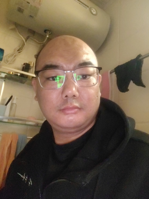 小胖子的第一张照片--长春相亲服务中心