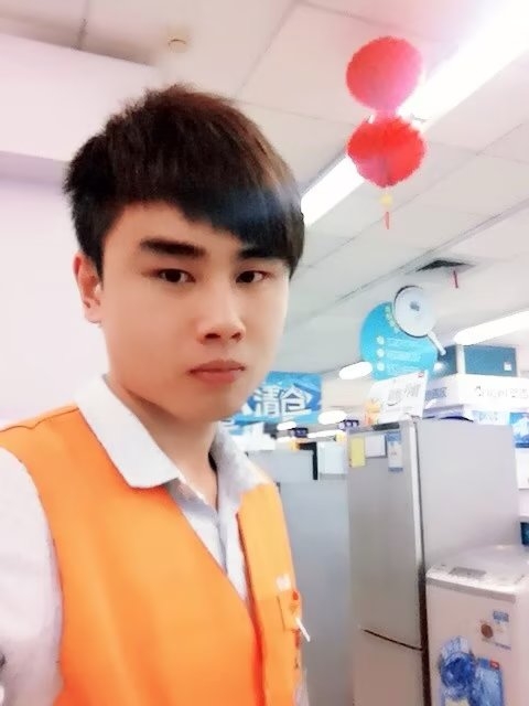 罗自强的第一张照片--长春相亲服务中心
