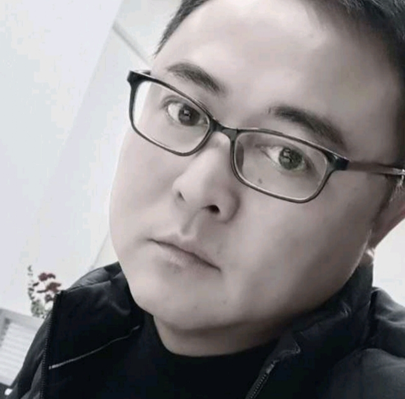 小石头的第一张照片--长春相亲服务中心