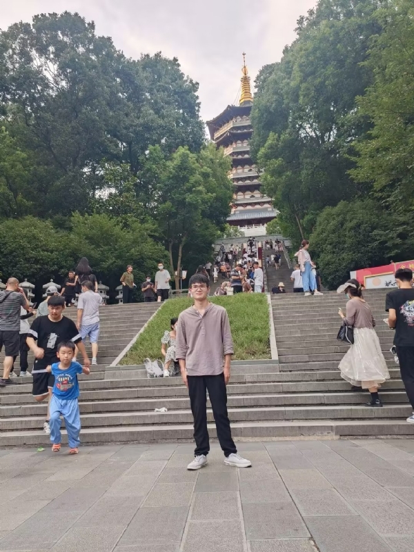 阳光男孩的第二张照片--长春相亲服务中心