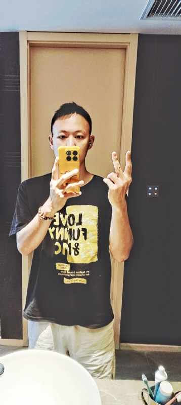 涵涵在的第一张照片--长春相亲服务中心