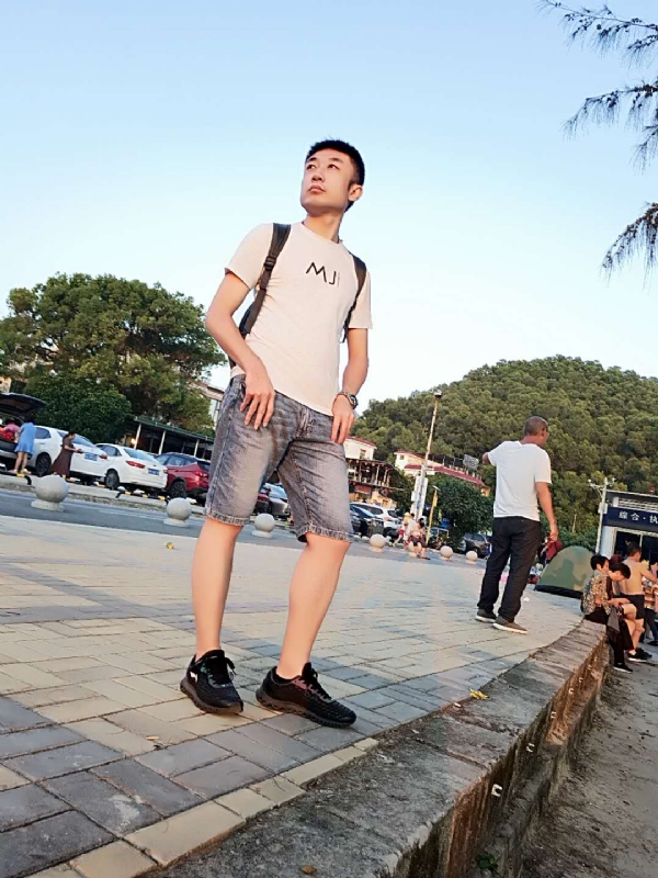 俊皓的第一张照片--长春相亲服务中心