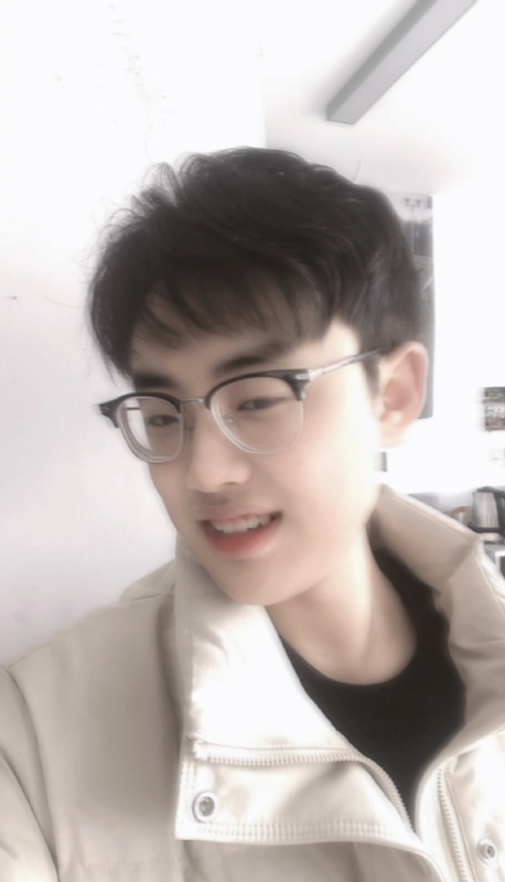梁21的第一张照片--长春相亲服务中心