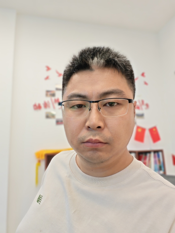 苦海寻舟的第一张照片--长春相亲服务中心